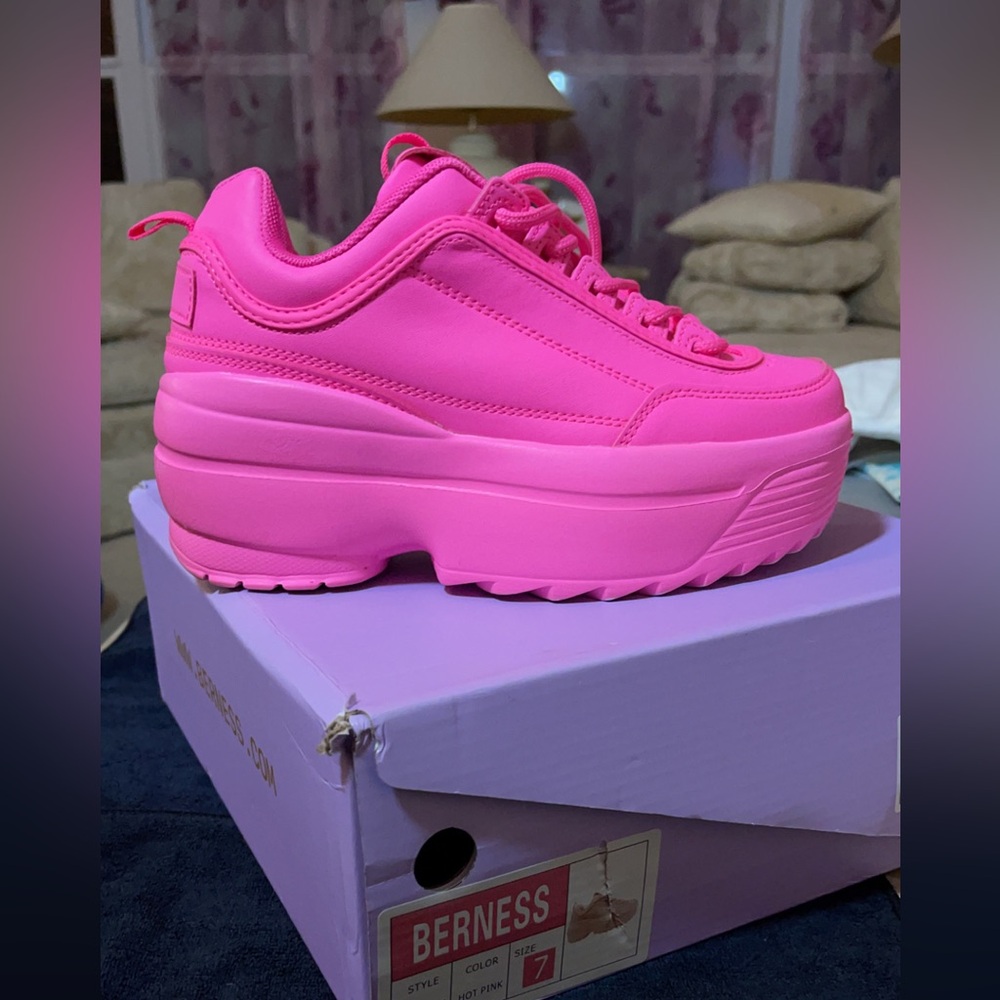 like new Bernese pink platform sneakers size 7